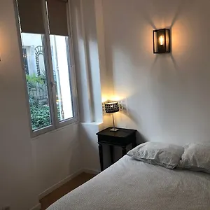 Loft 2 Bedroom Loft Effeil Tower Ac By Lcc Agency París